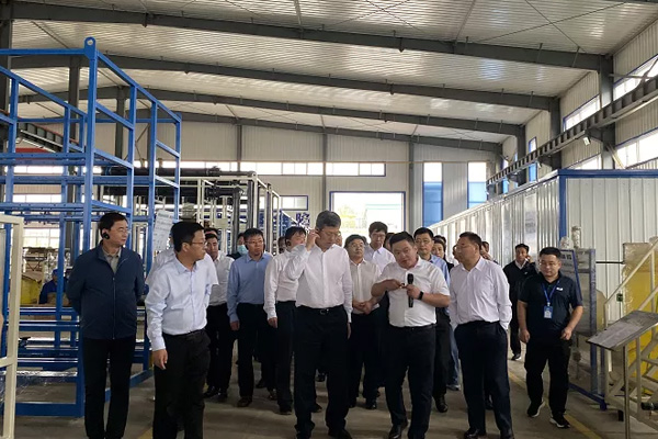 內(nèi)蒙古自治區(qū)黨委常委、通遼市委書記孟憲東攜考察團到一諾環(huán)境考察指導(dǎo)